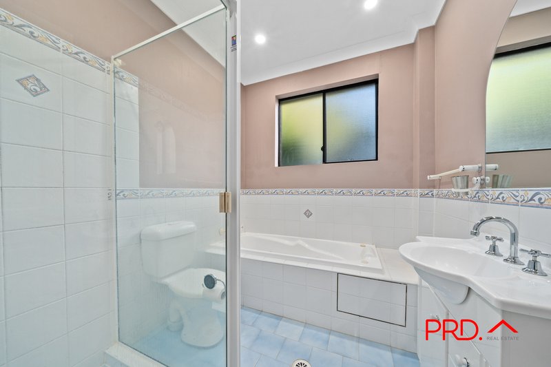 Photo - 15/4-8 Russell Street, Baulkham Hills NSW 2153 - Image 5