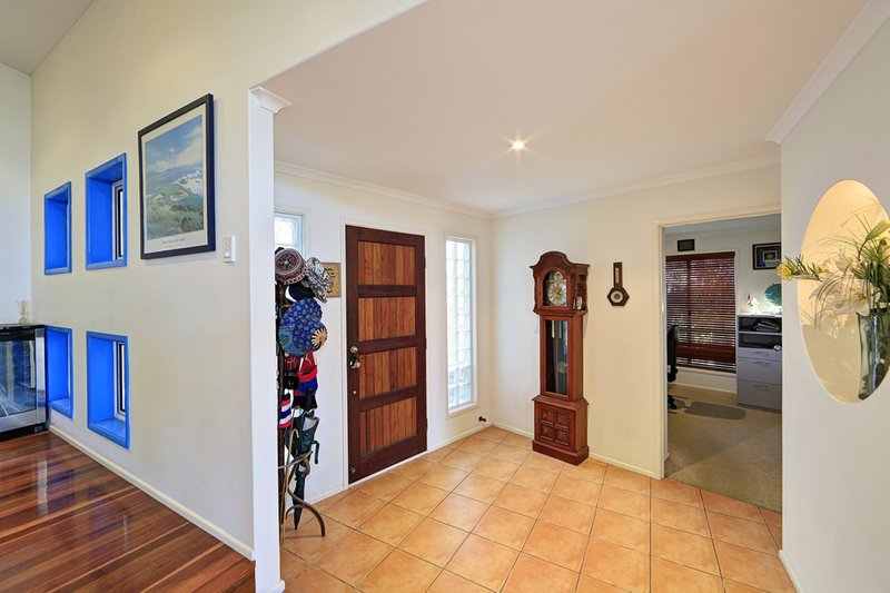 Photo - 154 Barolin Esplanade, Coral Cove QLD 4670 - Image 9