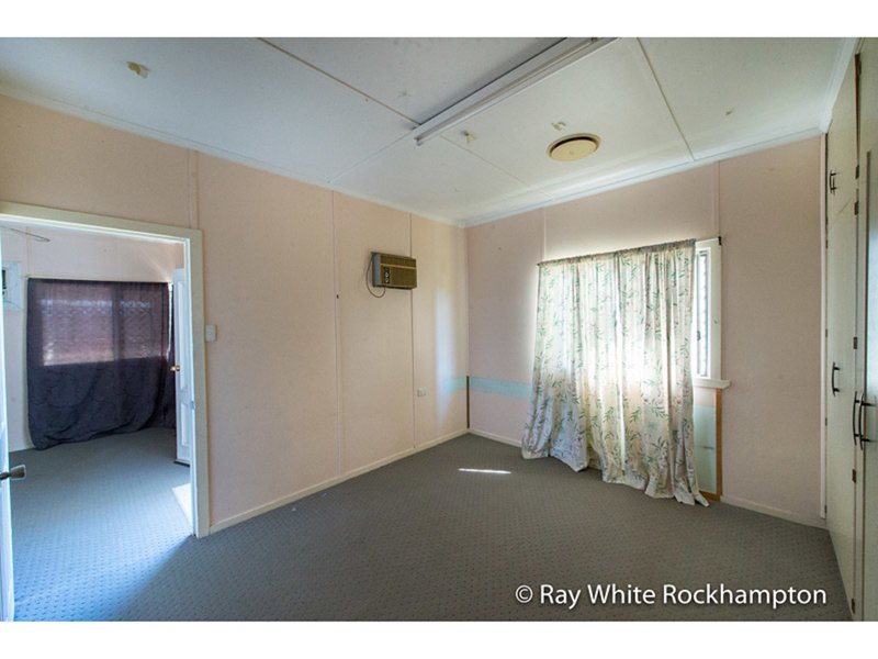 Photo - 154 Bremner Street, Berserker QLD 4701 - Image 15