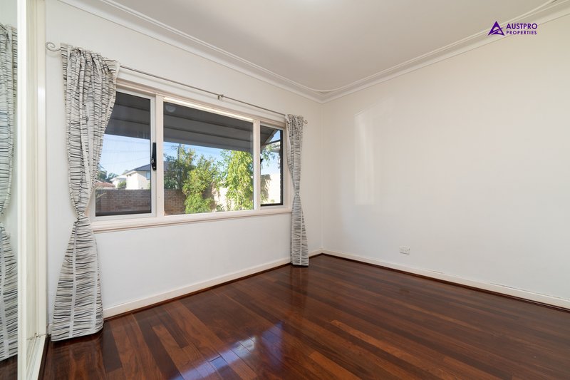 Photo - 1/54 Corbel Street, Shelley WA 6148 - Image 13