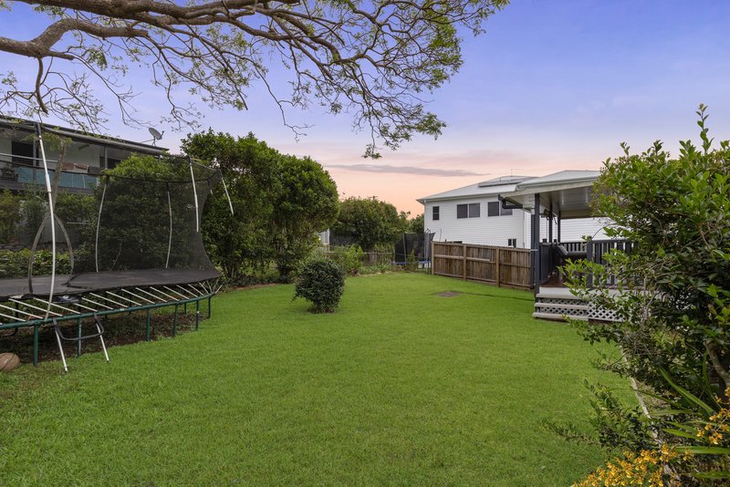 Photo - 154 Fegen Drive, Moorooka QLD 4105 - Image 9