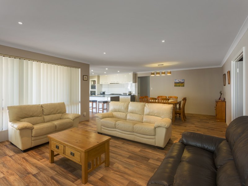 Photo - 154 Glenfield Beach Drive, Glenfield WA 6532 - Image 6