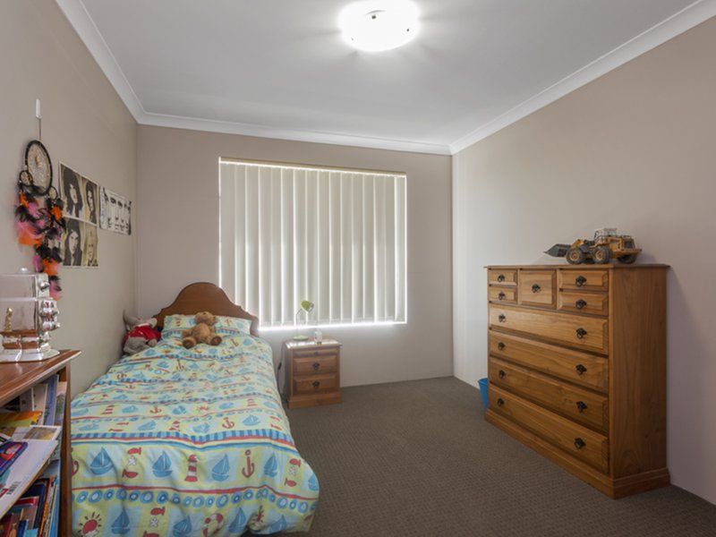 Photo - 154 Glenfield Beach Drive, Glenfield WA 6532 - Image 14