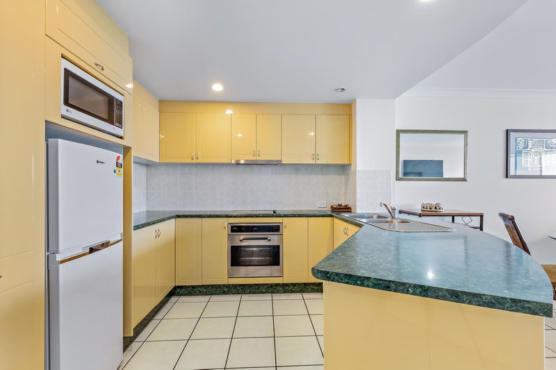 Photo - 15/4 Golden Orchid Drive, Airlie Beach QLD 4802 - Image 10