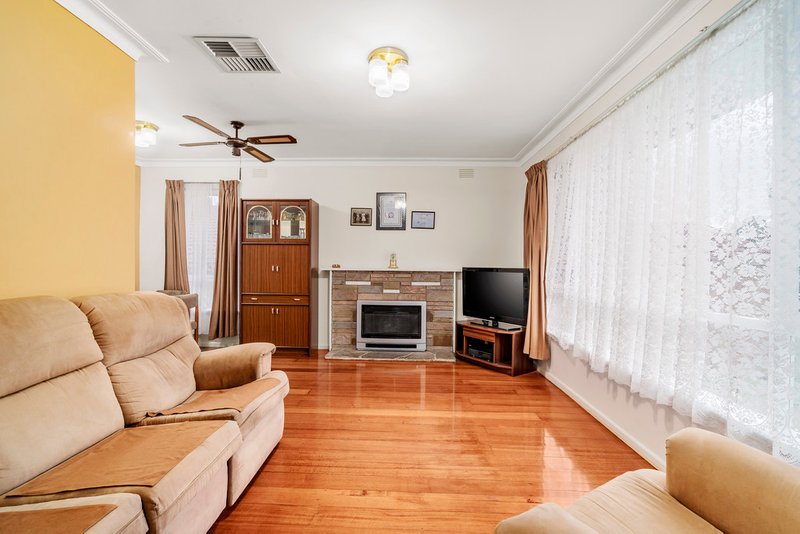 Photo - 154 Holland Road, Blackburn South VIC 3130 - Image 4