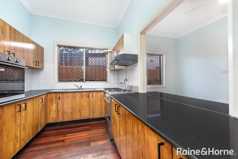 Photo - 154 Illawarra Road, Marrickville NSW 2204 - Image 3