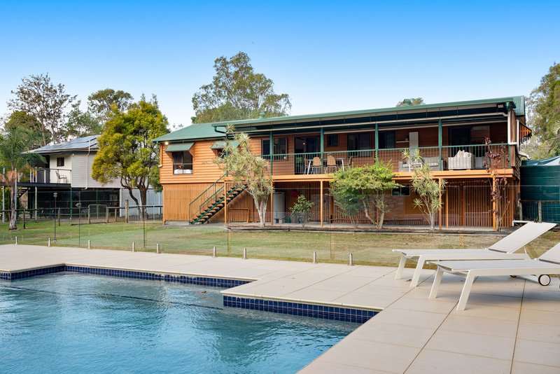 Photo - 154 Junction Road, Morningside QLD 4170 - Image 1