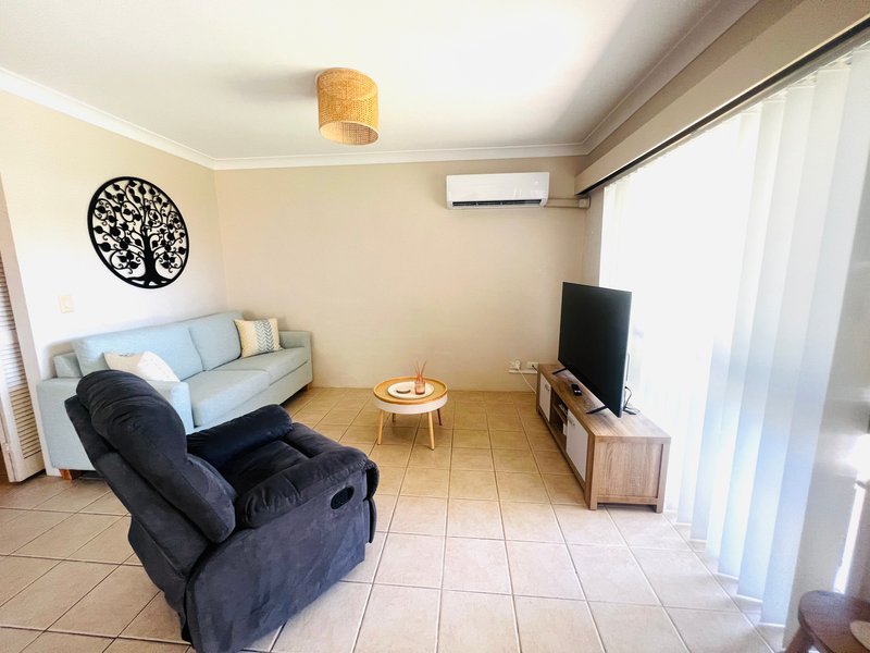 Photo - 1/54 Karbunya Street, Mermaid Waters QLD 4218 - Image 2