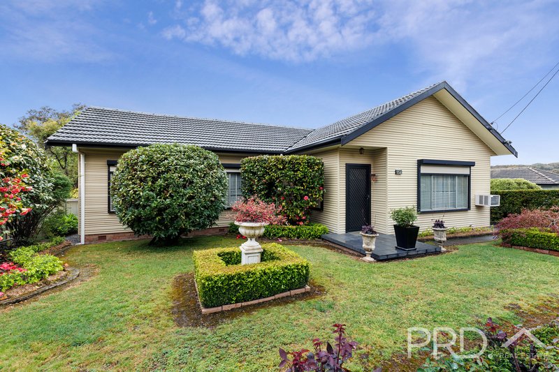 Photo - 154 Lambie Street, Tumut NSW 2720 - Image