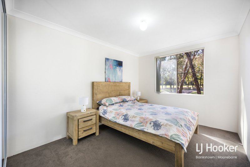 Photo - 15/4 Mead Drive, Chipping Norton NSW 2170 - Image 7