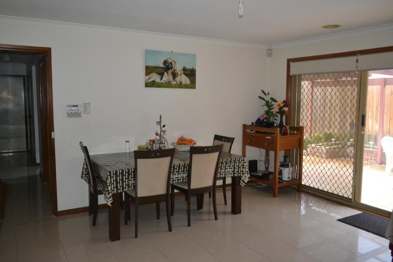Photo - 154 Murrindal Drive, Rowville VIC 3178 - Image 3