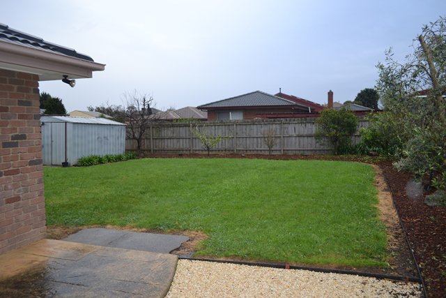 Photo - 154 Murrindal Drive, Rowville VIC 3178 - Image 6