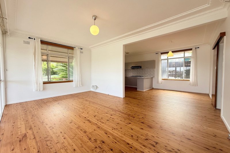 Photo - 1/54 Princes Highway, Corrimal NSW 2518 - Image 3