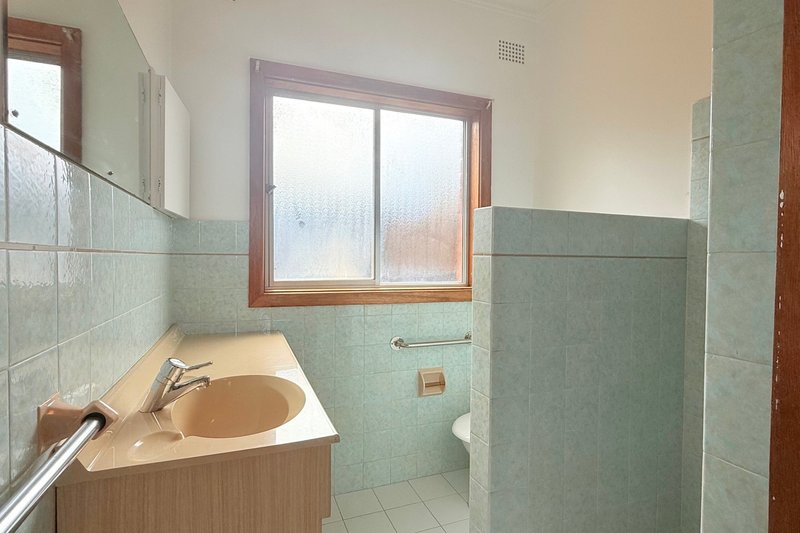 Photo - 1/54 Princes Highway, Corrimal NSW 2518 - Image 7