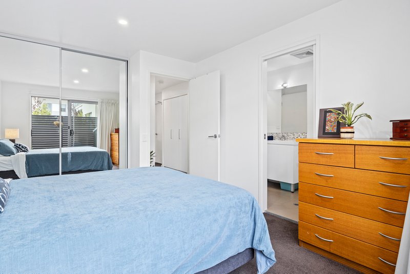 Photo - 15/4 Sapling Street, Harrison ACT 2914 - Image 11