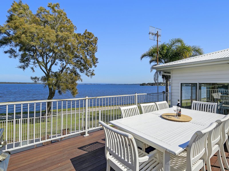 Photo - 154 Scenic Drive, Budgewoi NSW 2262 - Image 13