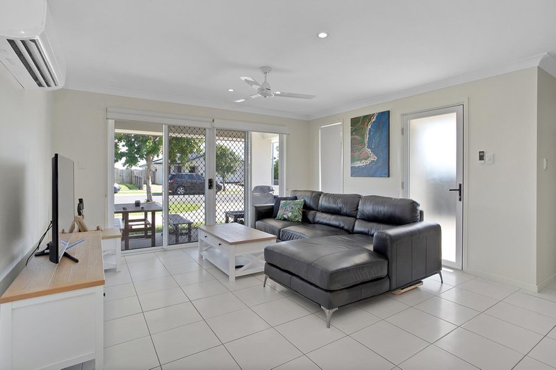 Photo - 1/54 Superior Boulevard, Andergrove QLD 4740 - Image 5