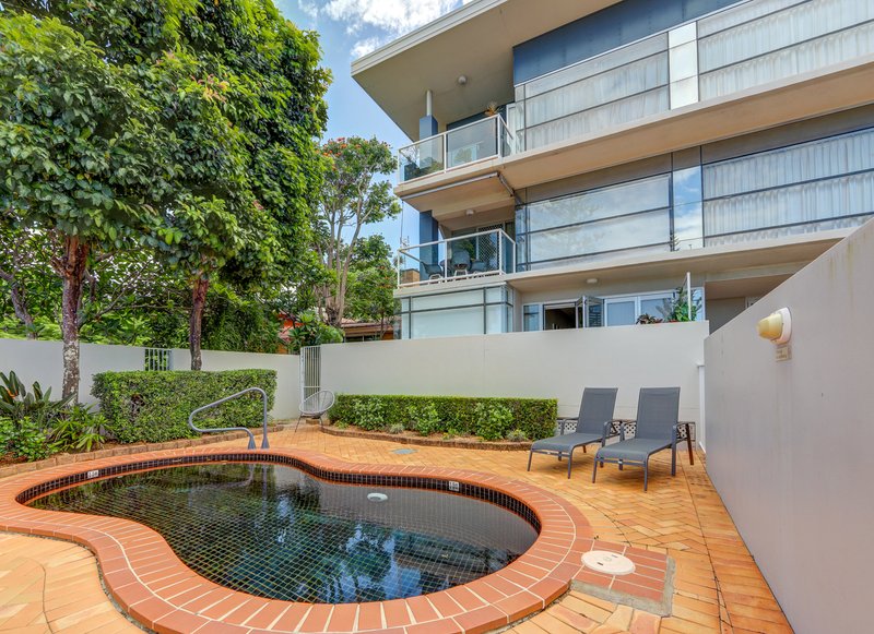 Photo - 15/414 Marine Parade, Biggera Waters QLD 4216 - Image 7