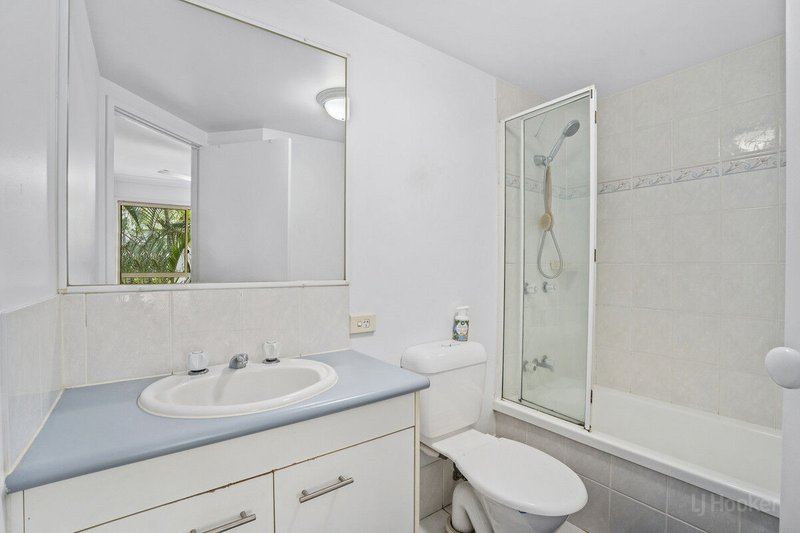 Photo - 15/416 Marine Parade, Biggera Waters QLD 4216 - Image 6