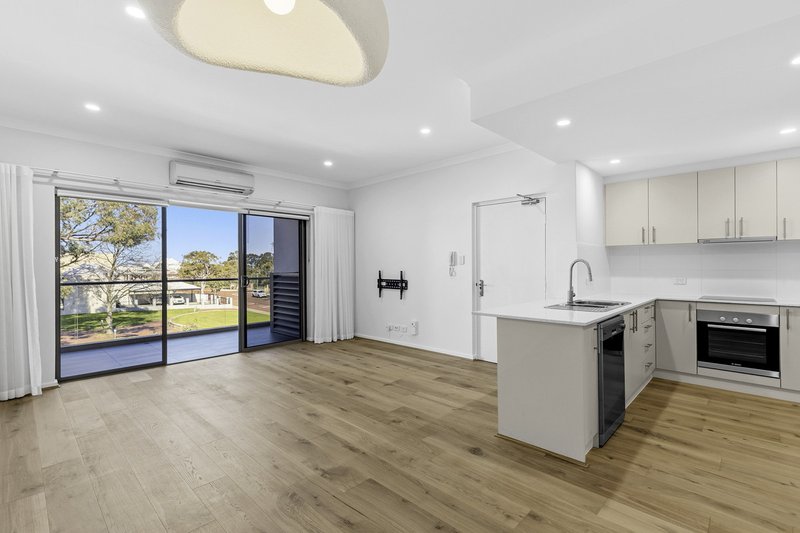Photo - 15/42 Mclarty Avenue, Joondalup WA 6027 - Image 4