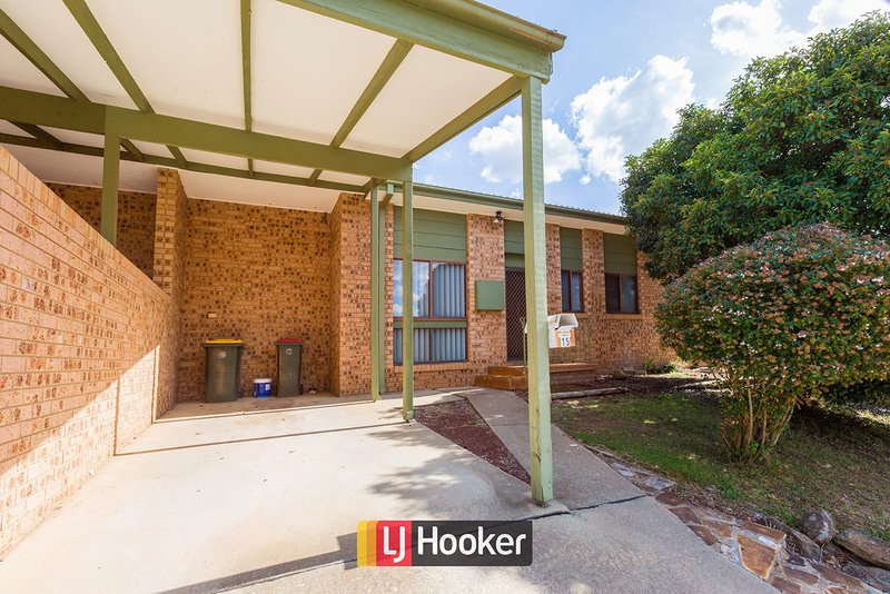 Photo - 15/43 Kirkland Street, Macgregor ACT 2615 - Image 2