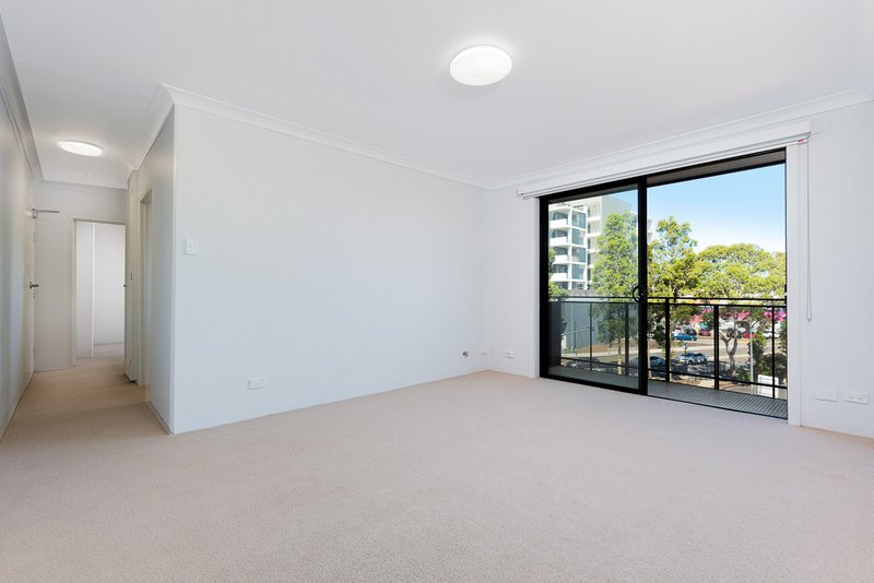 Photo - 15/45 Hamilton Road, Fairfield NSW 2165 - Image 8