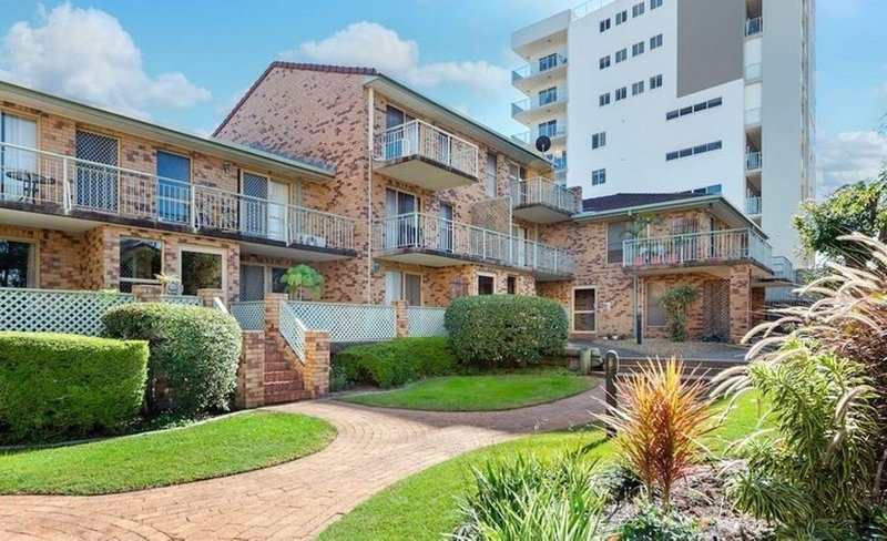 Photo - 15/45 Marine Parade, Redcliffe QLD 4020 - Image 9