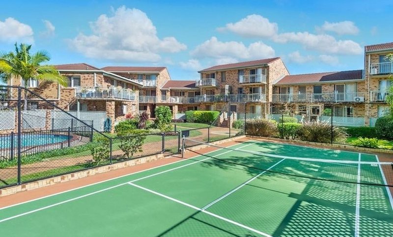 Photo - 15/45 Marine Parade, Redcliffe QLD 4020 - Image 10