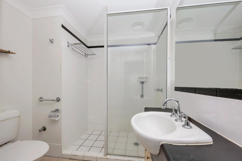 Photo - 15/48-54 Mitchell Street, North Ward QLD 4810 - Image 6