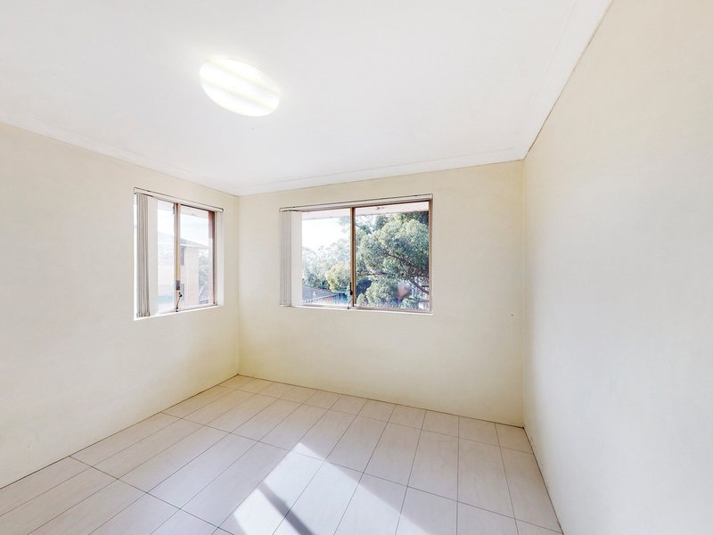 Photo - 15/5-9 Mowle Street, Westmead NSW 2145 - Image 4