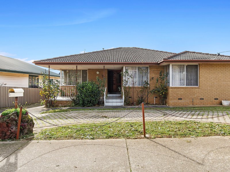 Photo - 155 Anzac Avenue, Seymour VIC 3660 - Image 2