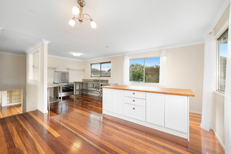 Photo - 155 Beelarong Street, Morningside QLD 4170 - Image 9