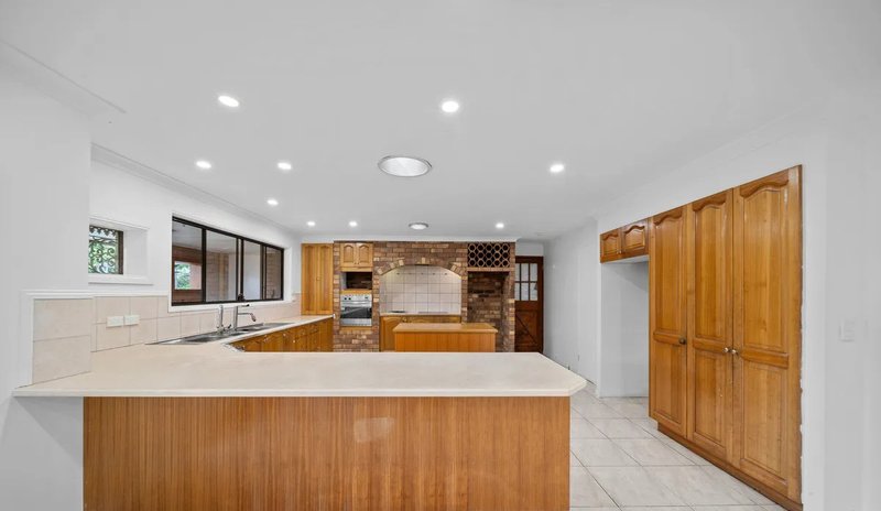 Photo - 155 Bleasby Road, Eight Mile Plains QLD 4113 - Image 4