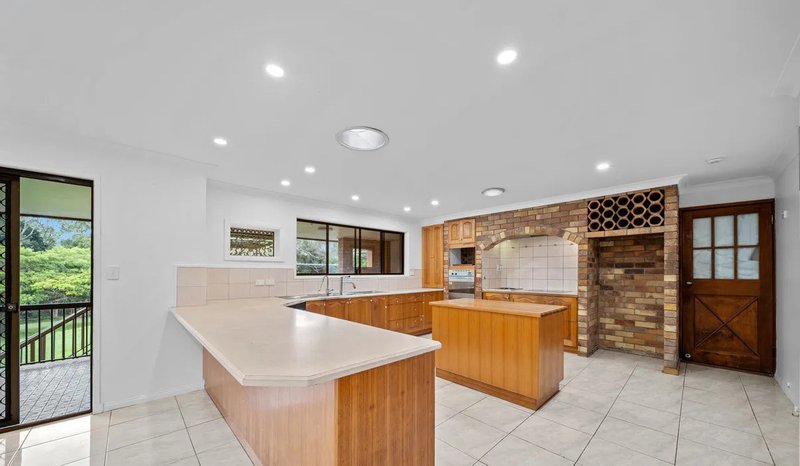 Photo - 155 Bleasby Road, Eight Mile Plains QLD 4113 - Image 5