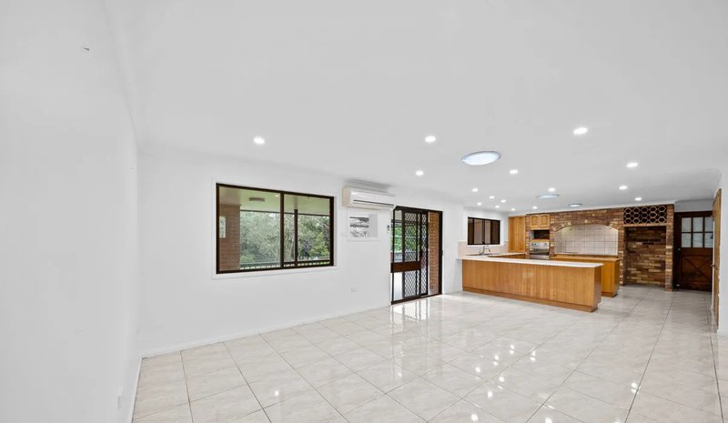 Photo - 155 Bleasby Road, Eight Mile Plains QLD 4113 - Image 6