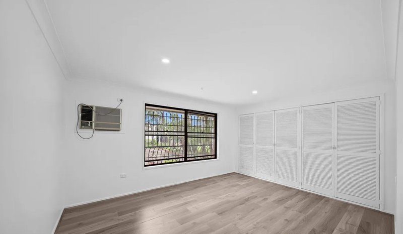 Photo - 155 Bleasby Road, Eight Mile Plains QLD 4113 - Image 8
