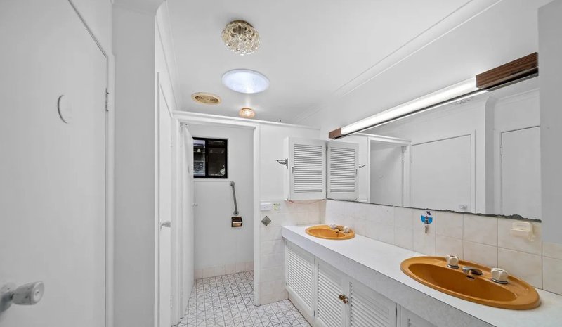 Photo - 155 Bleasby Road, Eight Mile Plains QLD 4113 - Image 9