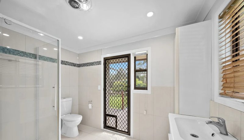 Photo - 155 Bleasby Road, Eight Mile Plains QLD 4113 - Image 11