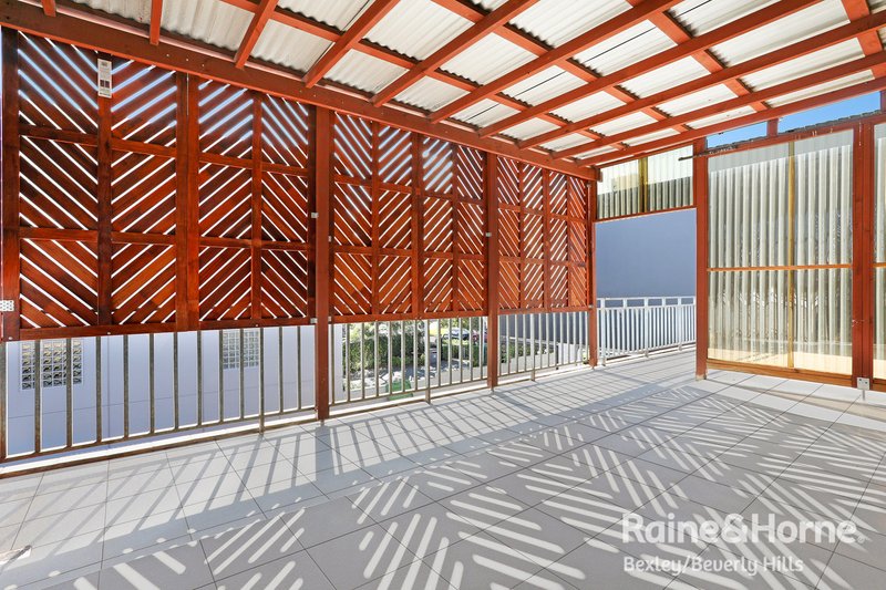 Photo - 1/55 Captain Cook Drive, Caringbah NSW 2229 - Image 5