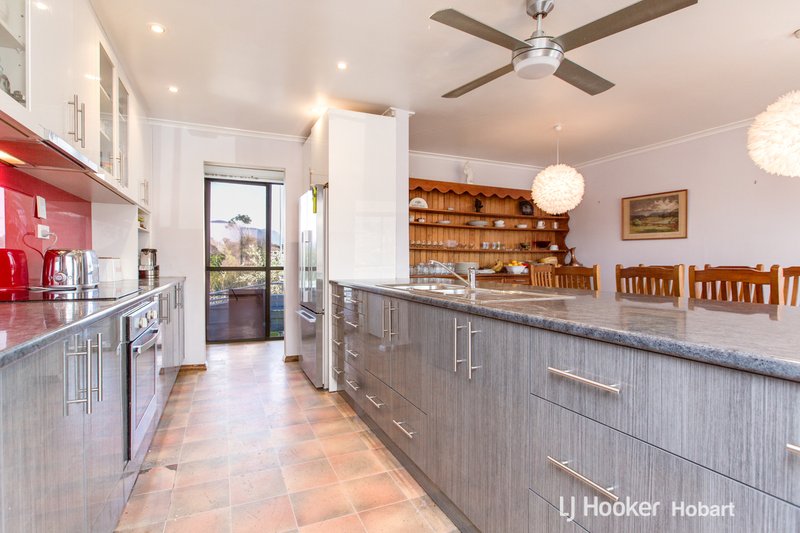 Photo - 155 Clarence Street, Howrah TAS 7018 - Image 2