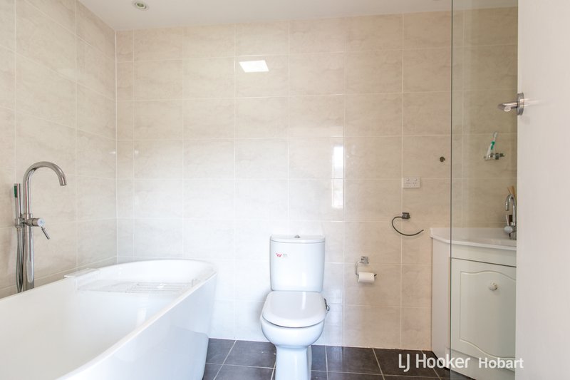 Photo - 155 Clarence Street, Howrah TAS 7018 - Image 4