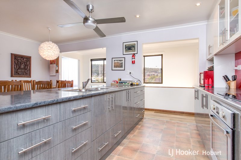 Photo - 155 Clarence Street, Howrah TAS 7018 - Image 7