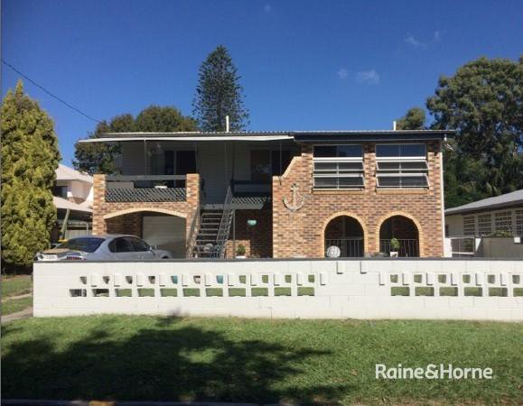 Photo - 155 Esplanade , Deception Bay QLD 4508 - Image 1