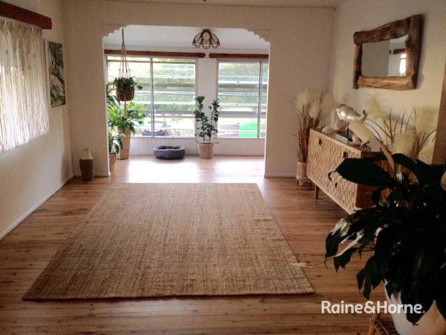 Photo - 155 Esplanade South, Deception Bay QLD 4508 - Image 2