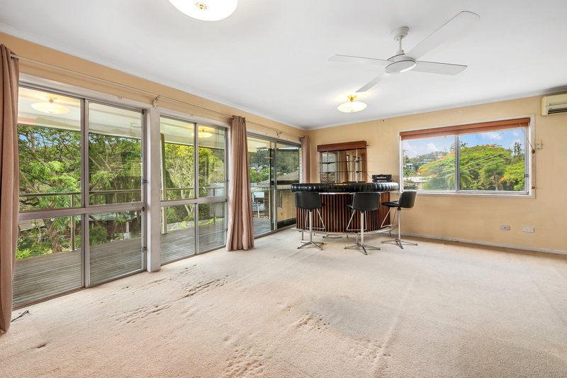 Photo - 155 Fegen Drive, Moorooka QLD 4105 - Image 6