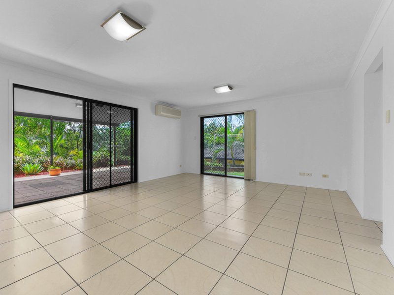 Photo - 155 Galaxy Street, Bridgeman Downs QLD 4035 - Image 9