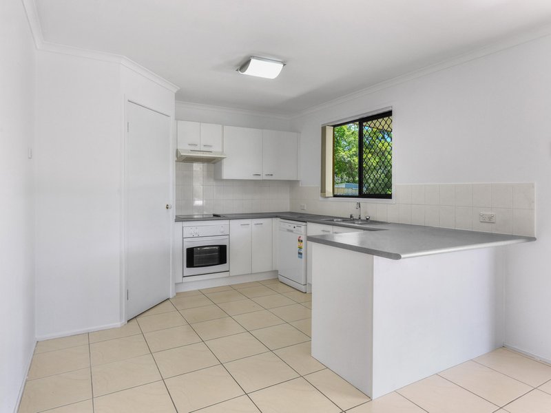 Photo - 155 Galaxy Street, Bridgeman Downs QLD 4035 - Image 10