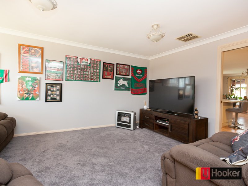 Photo - 155 Garden Street, Tamworth NSW 2340 - Image 4