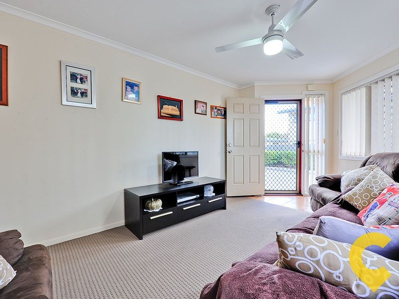 Photo - 1/55 Georgina Street, Woody Point QLD 4019 - Image 10