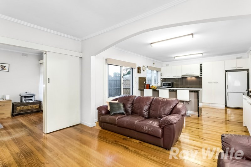 Photo - 1/55 Glencairn Street, Mulgrave VIC 3170 - Image 3